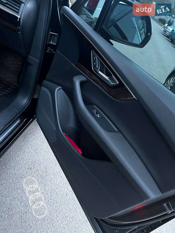 Внедорожник / Кроссовер Audi Q7 2016 в Харькове
