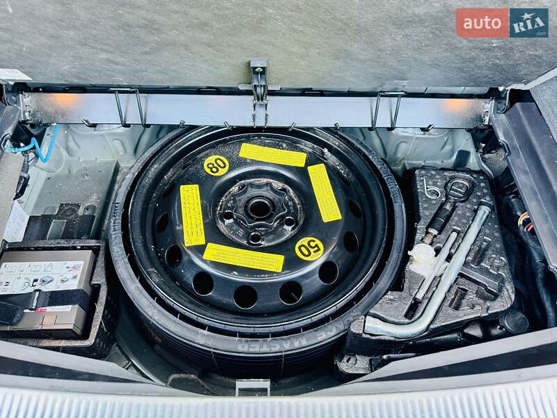 Позашляховик / Кросовер Audi Q7 2013 в Львові