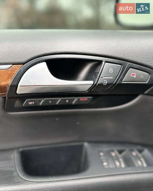 Внедорожник / Кроссовер Audi Q7 2014 в Кременчуге