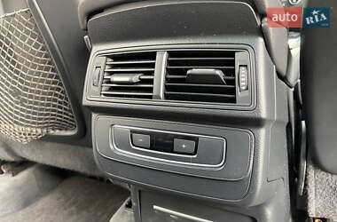 Внедорожник / Кроссовер Audi Q7 2016 в 