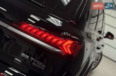 Внедорожник / Кроссовер Audi Q7 2020 в 