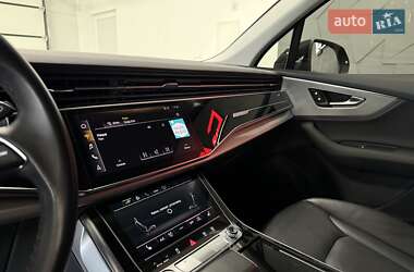 Внедорожник / Кроссовер Audi Q7 2020 в 