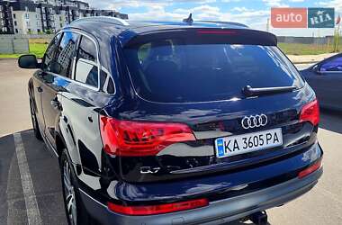 Внедорожник / Кроссовер Audi Q7 2011 в 