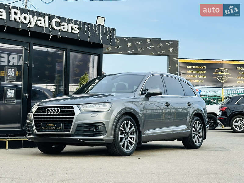 Внедорожник / Кроссовер Audi Q7 2016 в Харькове