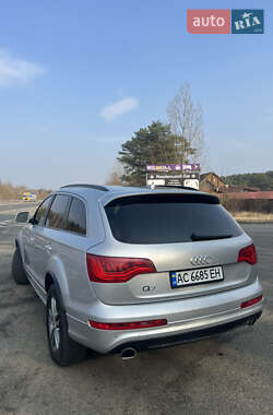 Внедорожник / Кроссовер Audi Q7 2012 в 