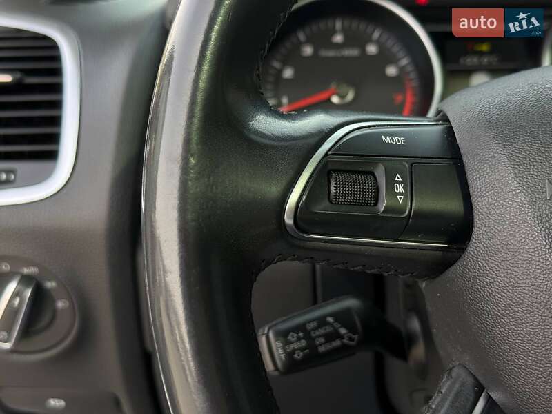 Внедорожник / Кроссовер Audi Q7 2015 в Ровно