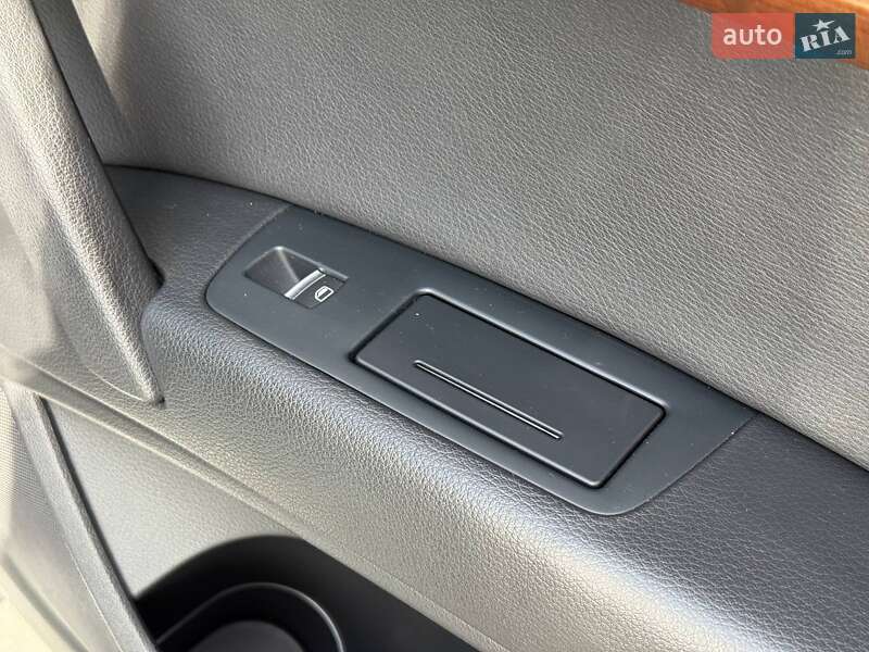 Внедорожник / Кроссовер Audi Q7 2015 в Ровно