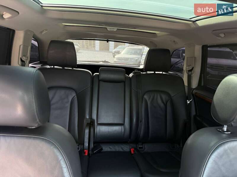 Внедорожник / Кроссовер Audi Q7 2015 в Ровно