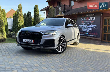 Внедорожник / Кроссовер Audi Q7 2020 в 