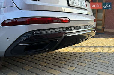 Внедорожник / Кроссовер Audi Q7 2020 в 