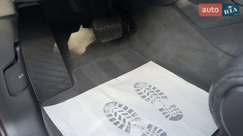 Позашляховик / Кросовер Audi Q7 2020 в Сваляві