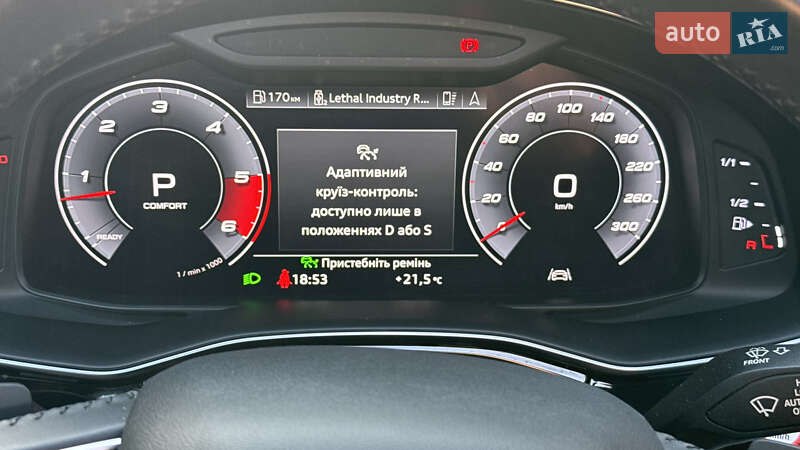 Позашляховик / Кросовер Audi Q7 2020 в Сваляві