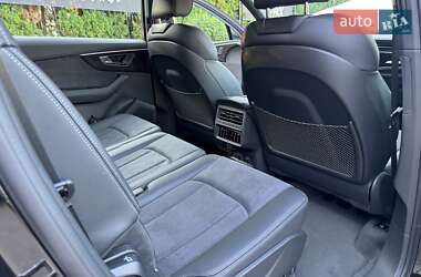 Внедорожник / Кроссовер Audi Q7 2024 в 