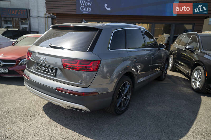 Внедорожник / Кроссовер Audi Q7 2016 в Киеве