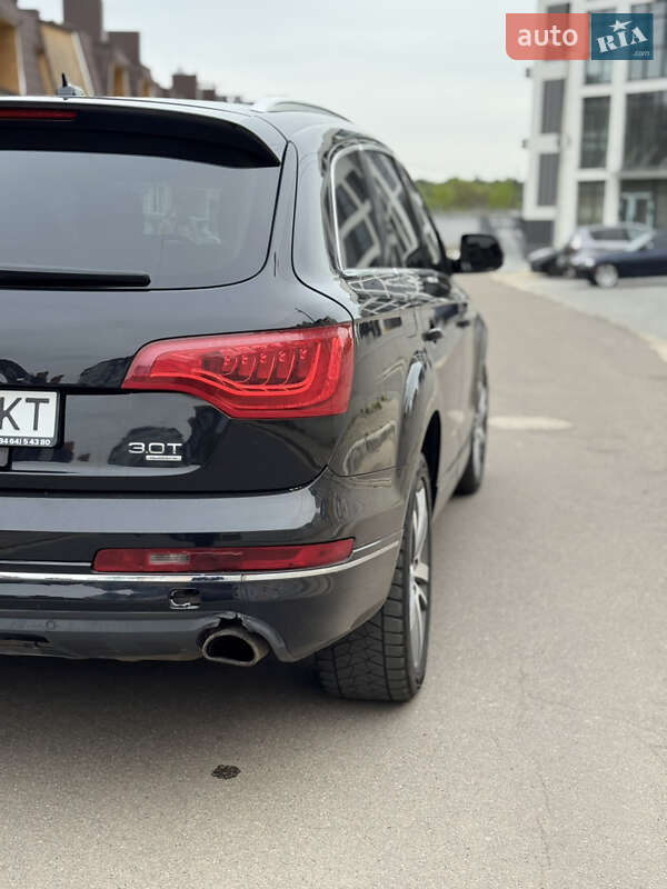 Внедорожник / Кроссовер Audi Q7 2015 в Киеве