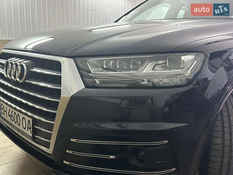 Внедорожник / Кроссовер Audi Q7 2015 в Подольске фото 3 Внедорожник / Кроссовер Audi Q7 2015 в Подольске