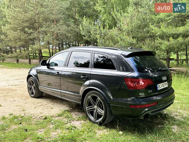 Позашляховик / Кросовер Audi Q7 2012 в Львові