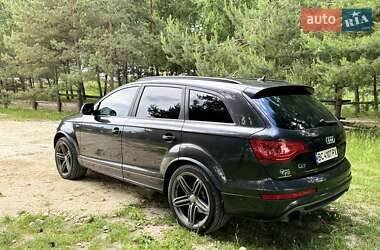 Внедорожник / Кроссовер Audi Q7 2012 в 