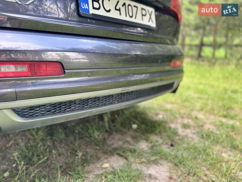 Позашляховик / Кросовер Audi Q7 2012 в Львові