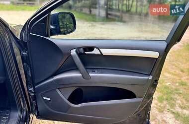 Внедорожник / Кроссовер Audi Q7 2012 в 
