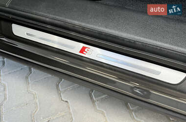Внедорожник / Кроссовер Audi Q7 2021 в 