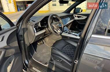 Внедорожник / Кроссовер Audi Q7 2020 в 