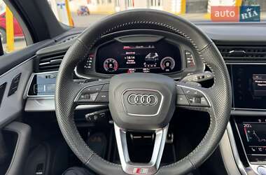 Внедорожник / Кроссовер Audi Q7 2020 в 