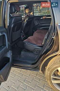 Внедорожник / Кроссовер Audi Q7 2015 в 