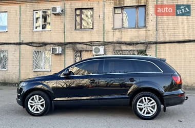 Внедорожник / Кроссовер Audi Q7 2006 в 