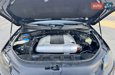 Внедорожник / Кроссовер Audi Q7 2006 в 