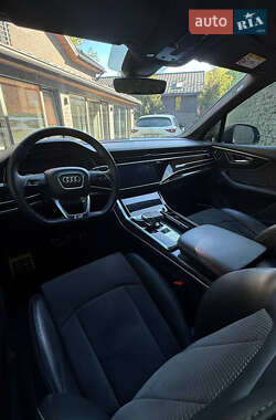Внедорожник / Кроссовер Audi Q7 2020 в 