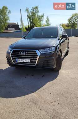 Позашляховик / Кросовер Audi Q7 2015 в Сарнах
