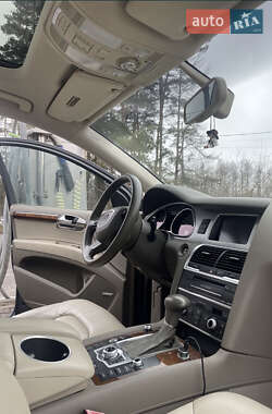 Внедорожник / Кроссовер Audi Q7 2013 в 