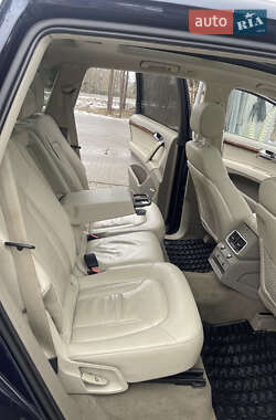 Внедорожник / Кроссовер Audi Q7 2013 в 