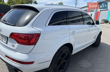 Внедорожник / Кроссовер Audi Q7 2013 в 