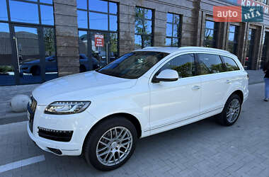 Внедорожник / Кроссовер Audi Q7 2014 в Киеве