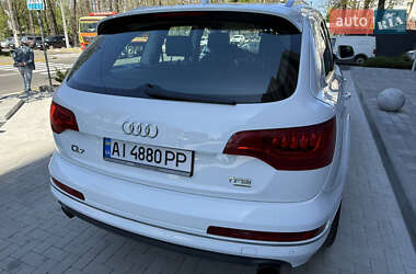 Позашляховик / Кросовер Audi Q7 2014 в 