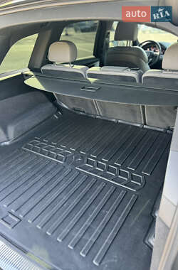Внедорожник / Кроссовер Audi Q7 2016 в 