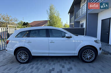 Позашляховик / Кросовер Audi Q7 2014 в 