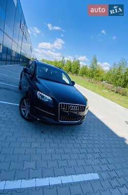Внедорожник / Кроссовер Audi Q7 2012 в 