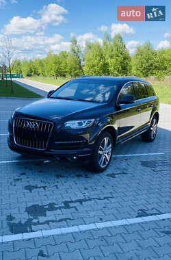 Внедорожник / Кроссовер Audi Q7 2012 в 