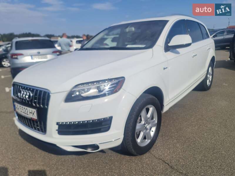 Позашляховик / Кросовер Audi Q7 2014 в Києві