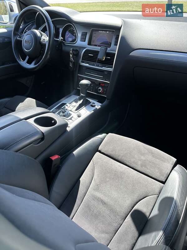 Позашляховик / Кросовер Audi Q7 2012 в Києві фото 32 Позашляховик / Кросовер Audi Q7 2012 в Києві
