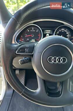 Внедорожник / Кроссовер Audi Q7 2012 в 