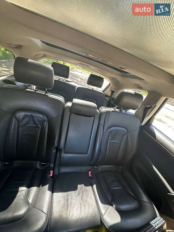 Позашляховик / Кросовер Audi Q7 2007 в Павлограді
