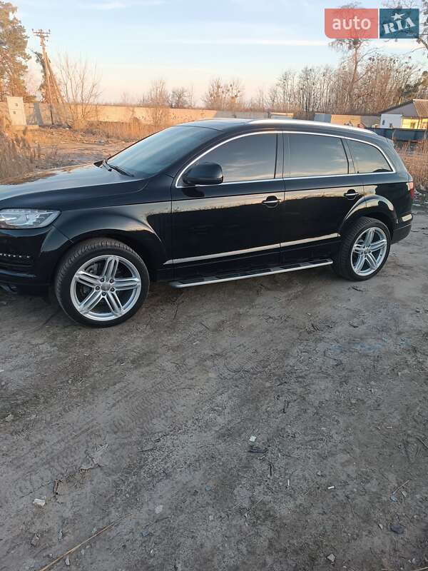 Позашляховик / Кросовер Audi Q7 2014 в Бородянці
