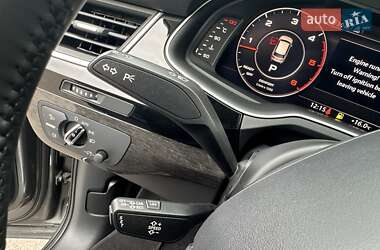 Позашляховик / Кросовер Audi Q7 2016 в 