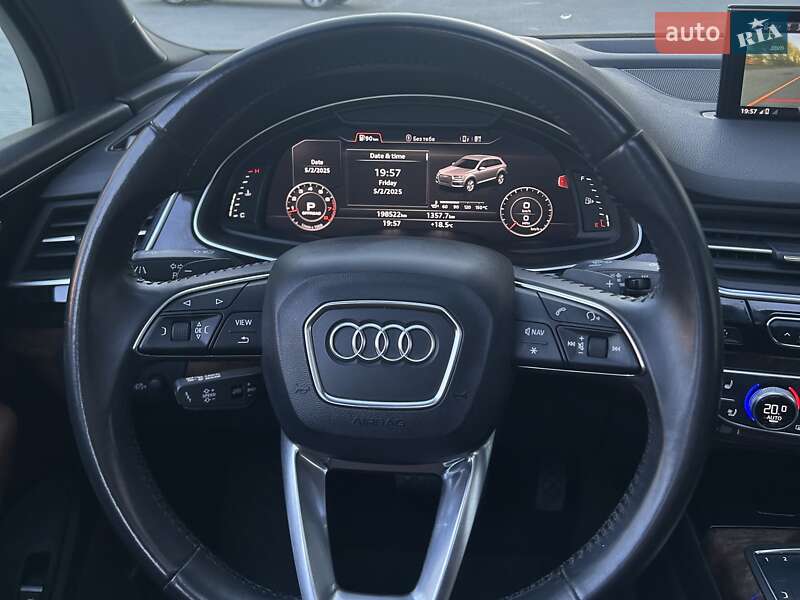 Внедорожник / Кроссовер Audi Q7 2016 в Виннице