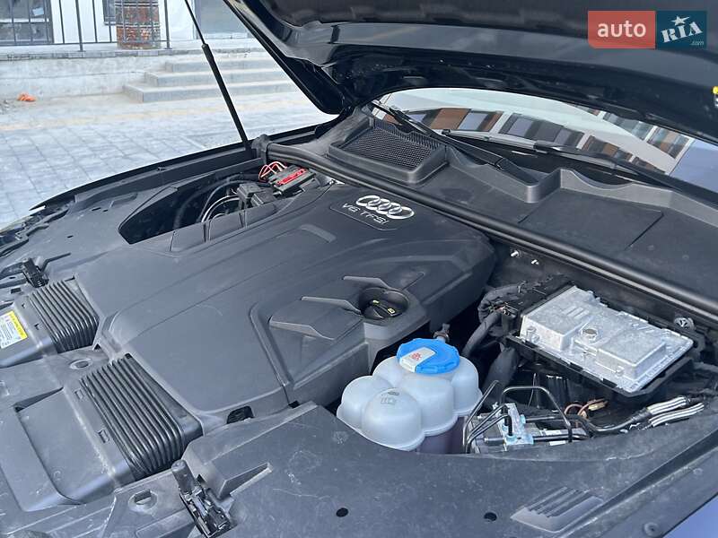 Внедорожник / Кроссовер Audi Q7 2016 в Виннице
