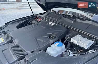 Позашляховик / Кросовер Audi Q7 2016 в 